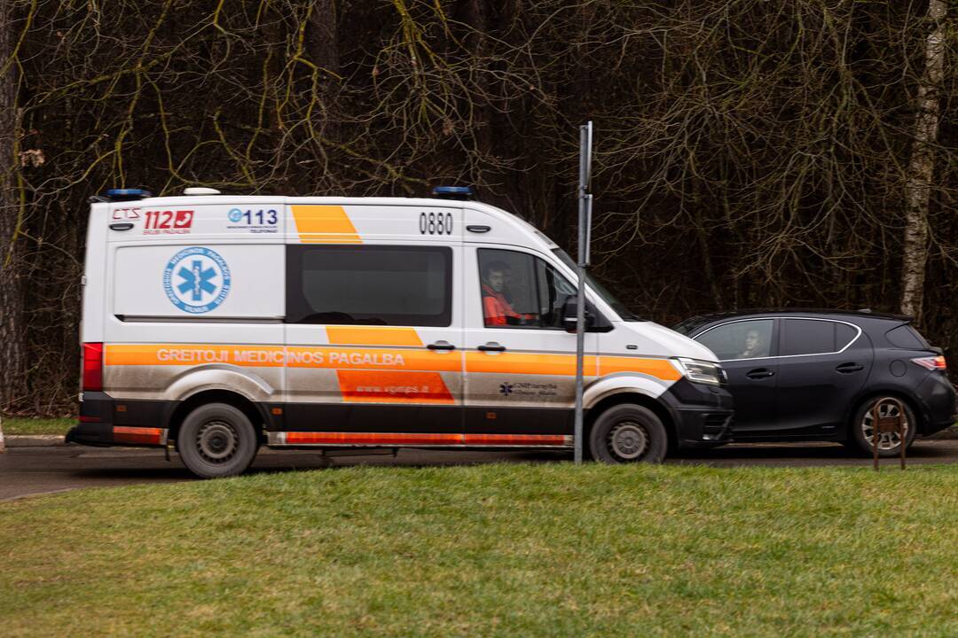 Vilniuje draugas peršovė paauglį