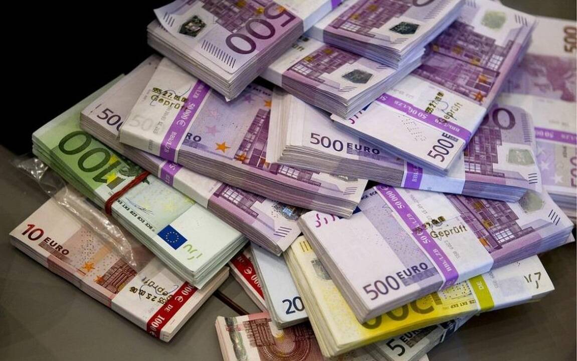 Šiauliuose sulaikytas daugiau nei 768 tūkst. eurų neteisėtai išsigryninęs prekeivis