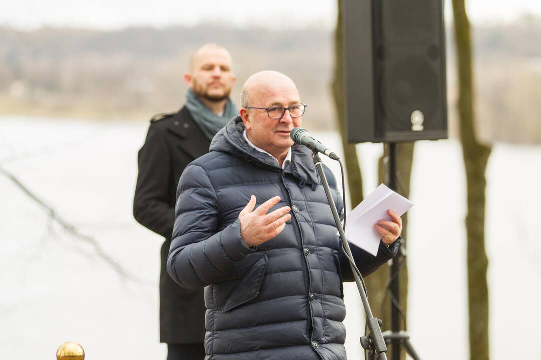 Atidengta Napoleono žygį per Nemuną žyminti lenta