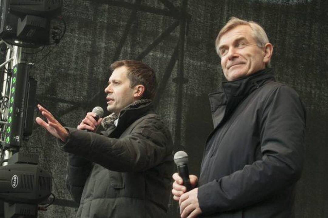 Andrius Tapinas (kairėje) ir Viktoras Pranckietis (dešinėje)