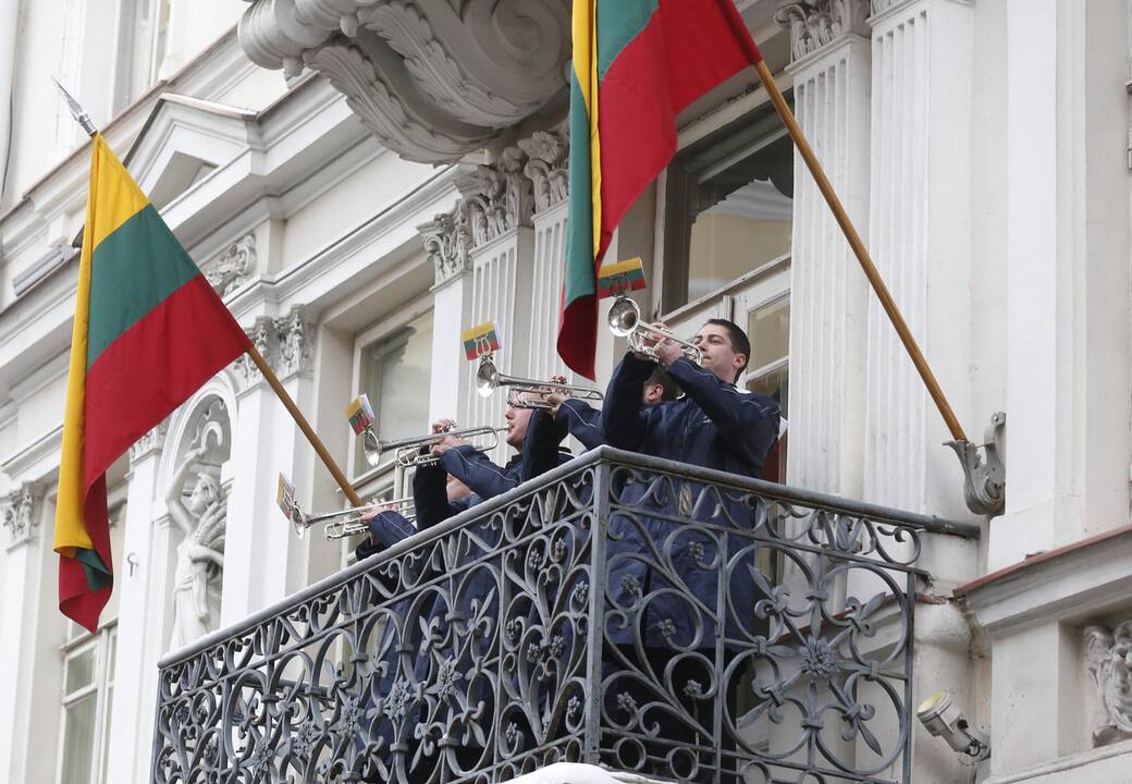 Signatarų namuose pradedamas eksponuoti Nepriklausomybės Aktas