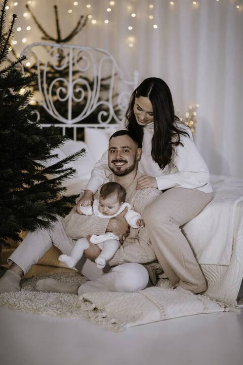 Universalios: nors tikino, kad mieliau fotografuoja kitus, nei pačios tai daro, prieš fotoobjektyvą Indrė ir Monika jautėsi puikiai.