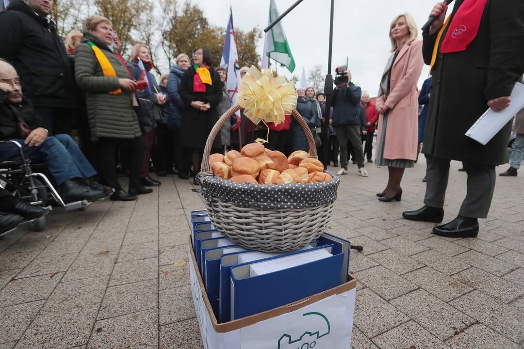 Kauno rajono gyventojai surengė piketą prie VRM
