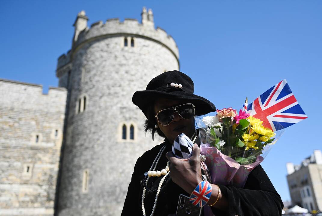 Britai ir visas pasaulis išlydėjo princą Philipą į paskutinę kelionę