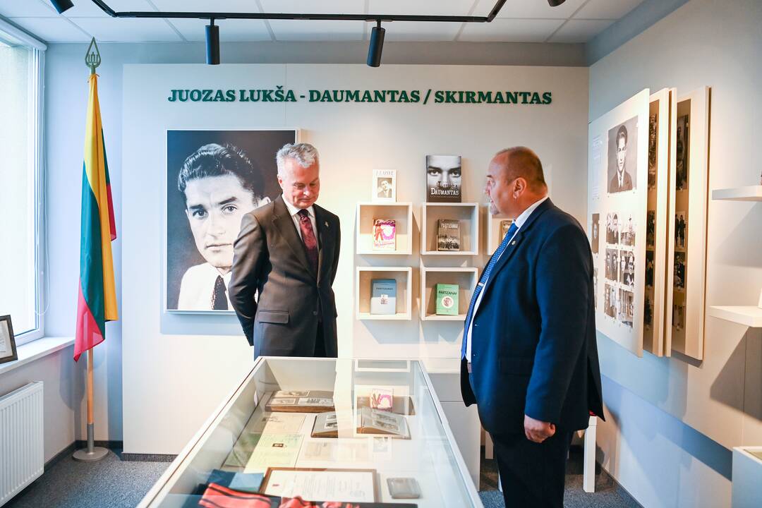 Prezidento dėmesys patriotiškumui Garliavos J. Lukšos gimnazijos Rugsėjo 1-osios šventėje