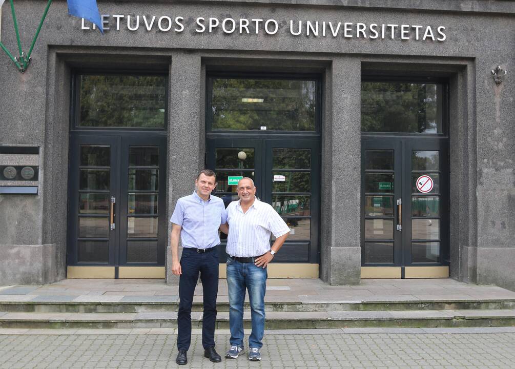 Murat Didin (dešinėje) ir dr. Aivaras Ratkevičius (kairėje)