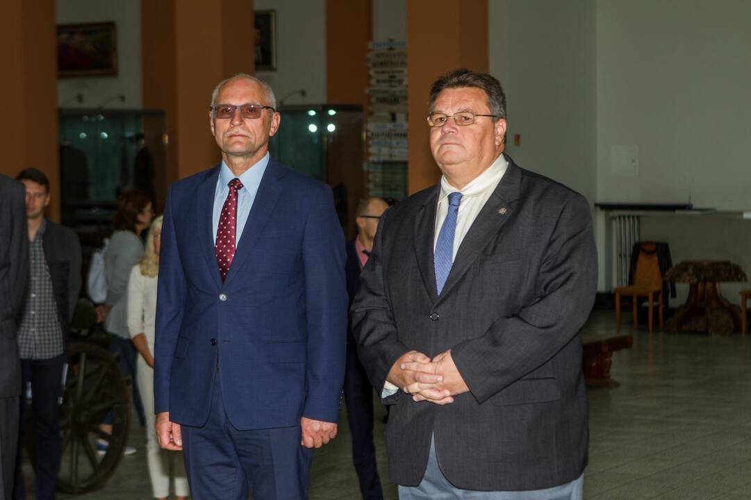 Karo muziejui perduota tarpukario uniforma