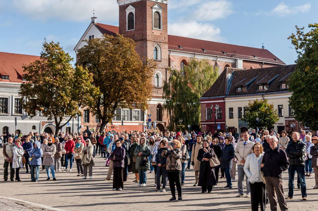 Šventasis Tėvas Kauno rotušės aikštėje