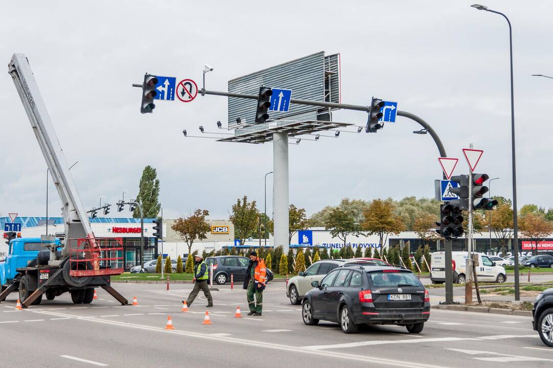 Muravos sankryžoje keičiasi eismo tvarka