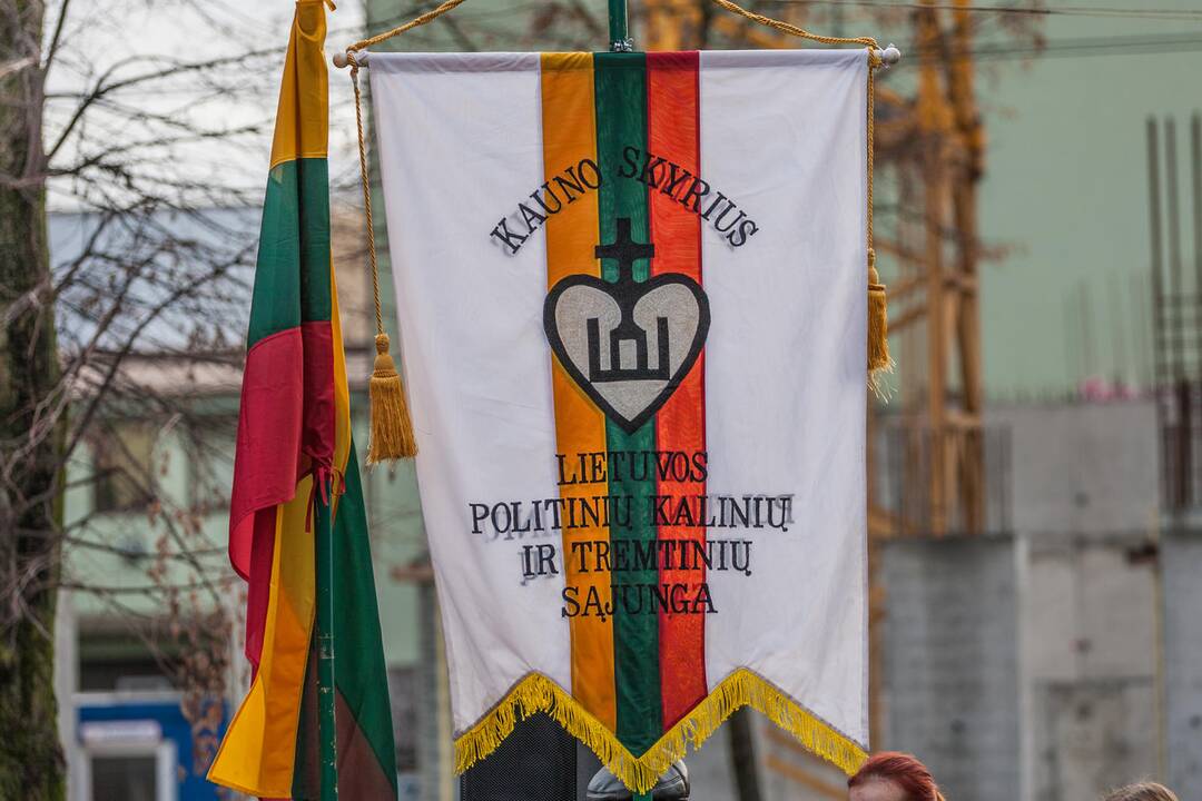 Kaune atidengta paminklinė plokštė sušaudytiems ministrams
