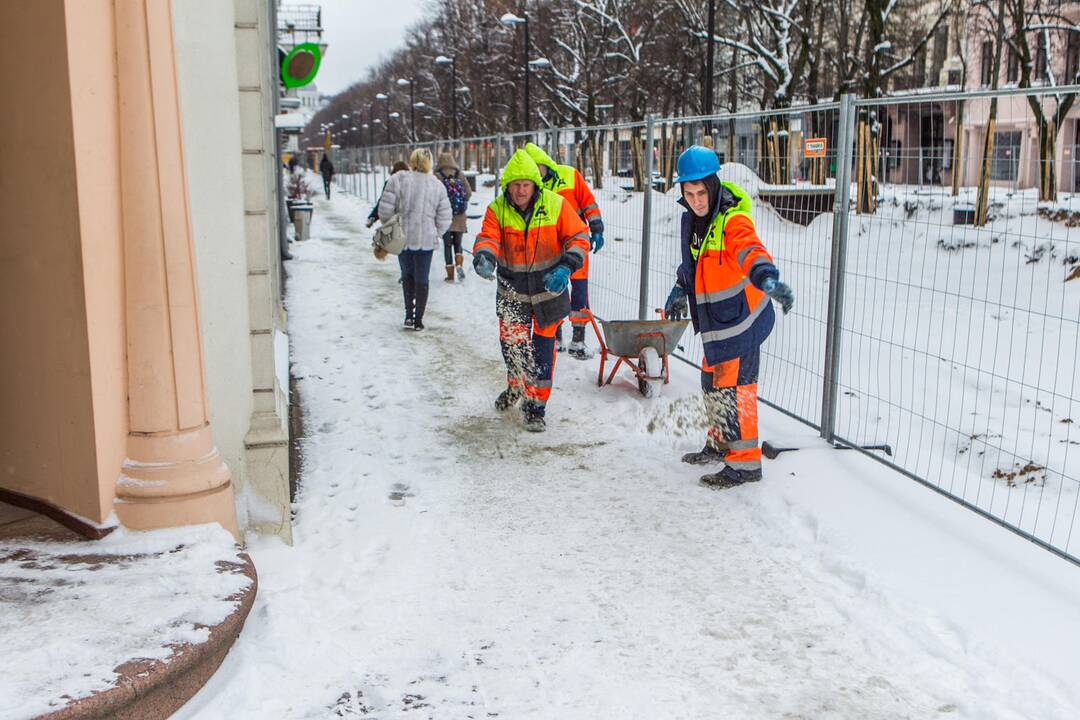 Sudėtingos eismo sąlygos Kaune