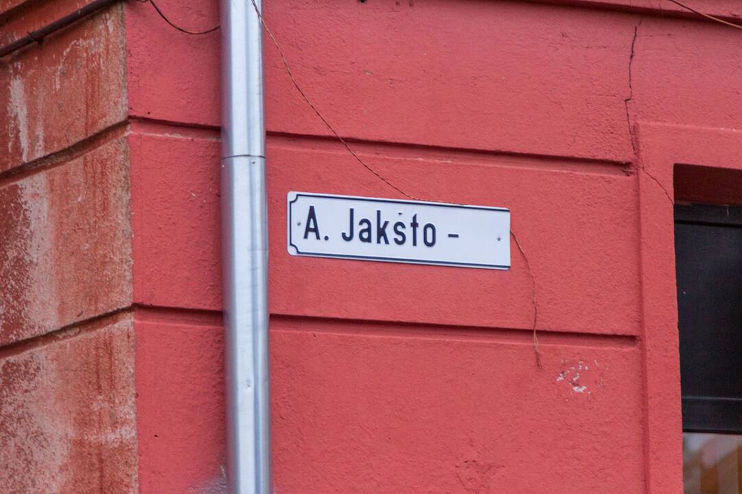 A. Jakšto gatvės eismo problemos