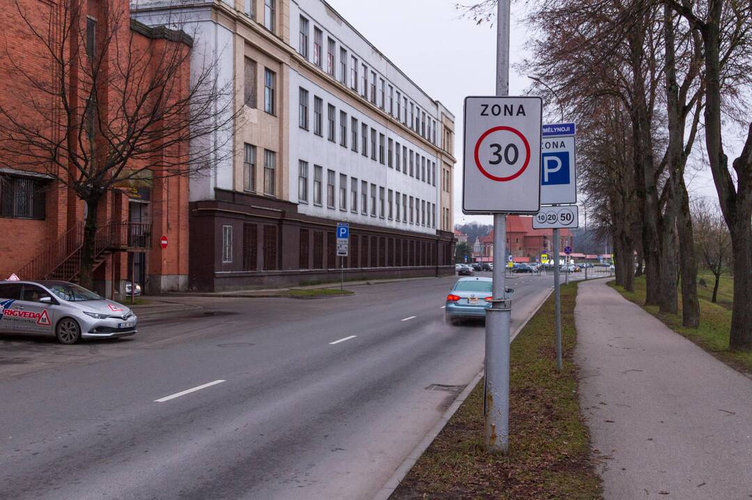 A. Jakšto gatvės eismo problemos
