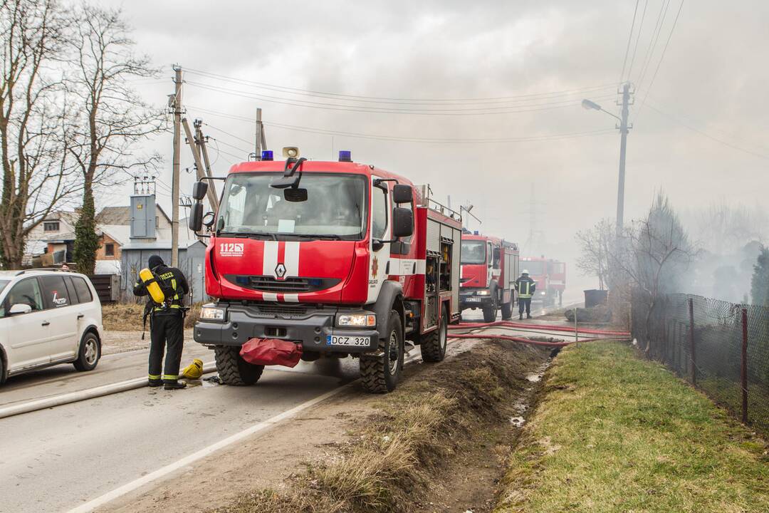 Didžiulis gaisras Aleksote, Juodelynės gatvėje