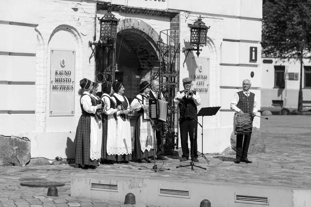Gegužės 1-oji Rotušės aikštėje