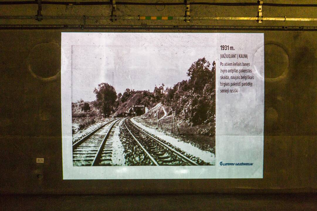 Inovatyvi ekspozicija Kauno geležinkelio tunelyje