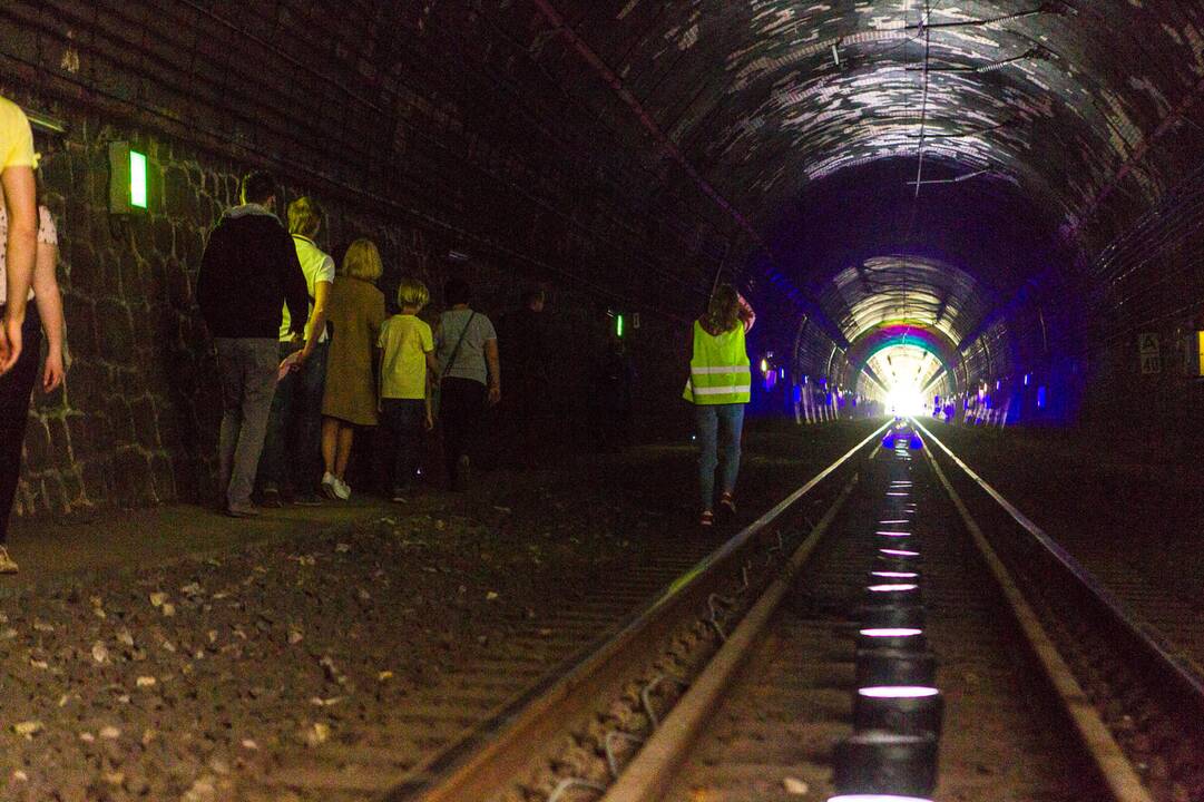 Inovatyvi ekspozicija Kauno geležinkelio tunelyje