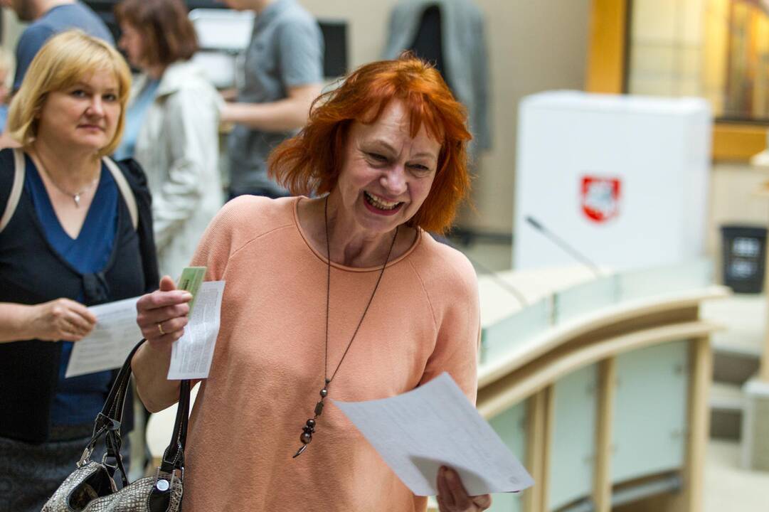 Išankstinis balsavimas prezidento ir EP rinkimuose
