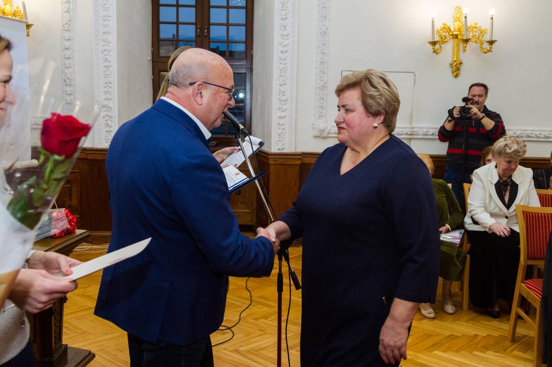 Rotušėje – iškilmingas greitosios medicinos pagalbos stoties darbuotojų pagerbimas
