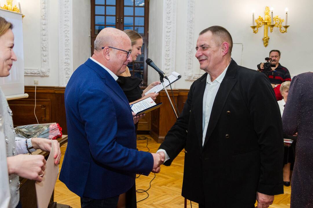 Rotušėje – iškilmingas greitosios medicinos pagalbos stoties darbuotojų pagerbimas