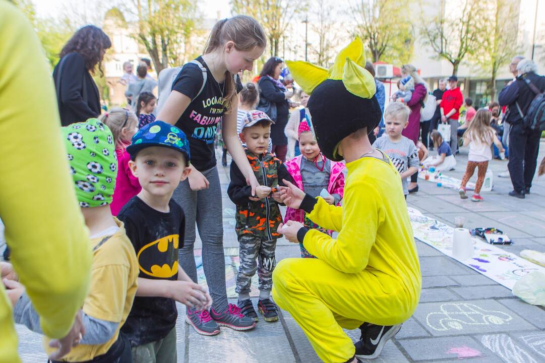 Vaikų piešinių akcija Kaunas Jazz ant grindinio