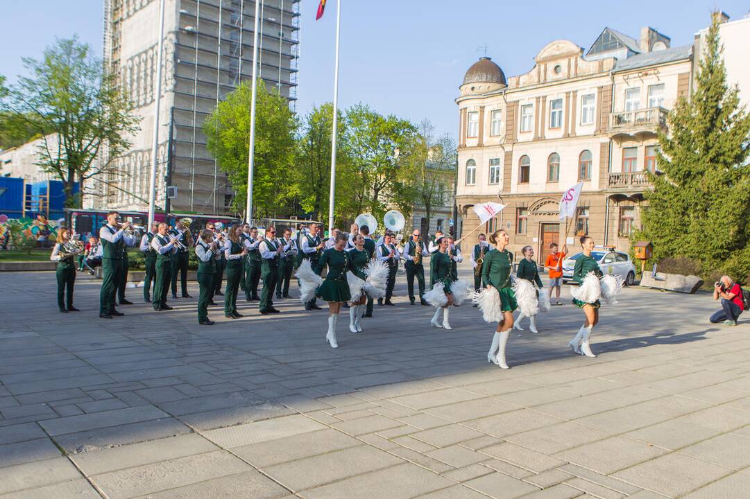 Vaikų piešinių akcija Kaunas Jazz ant grindinio