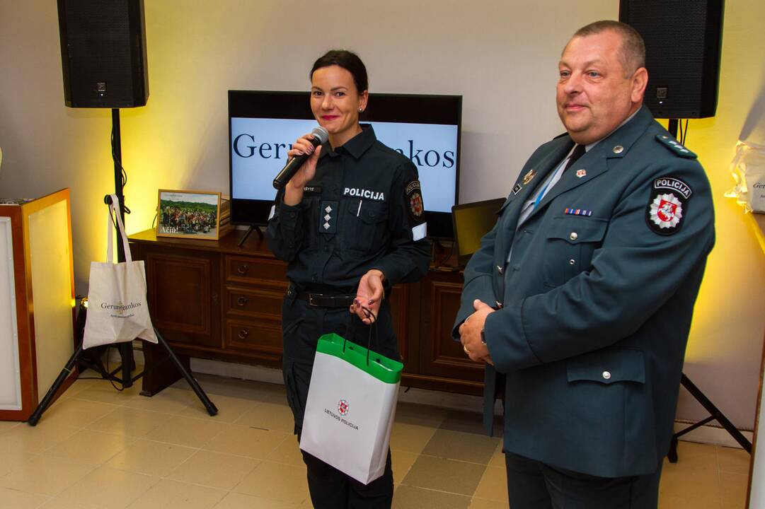 Vilijampolėje atidarytas jaunimo centras