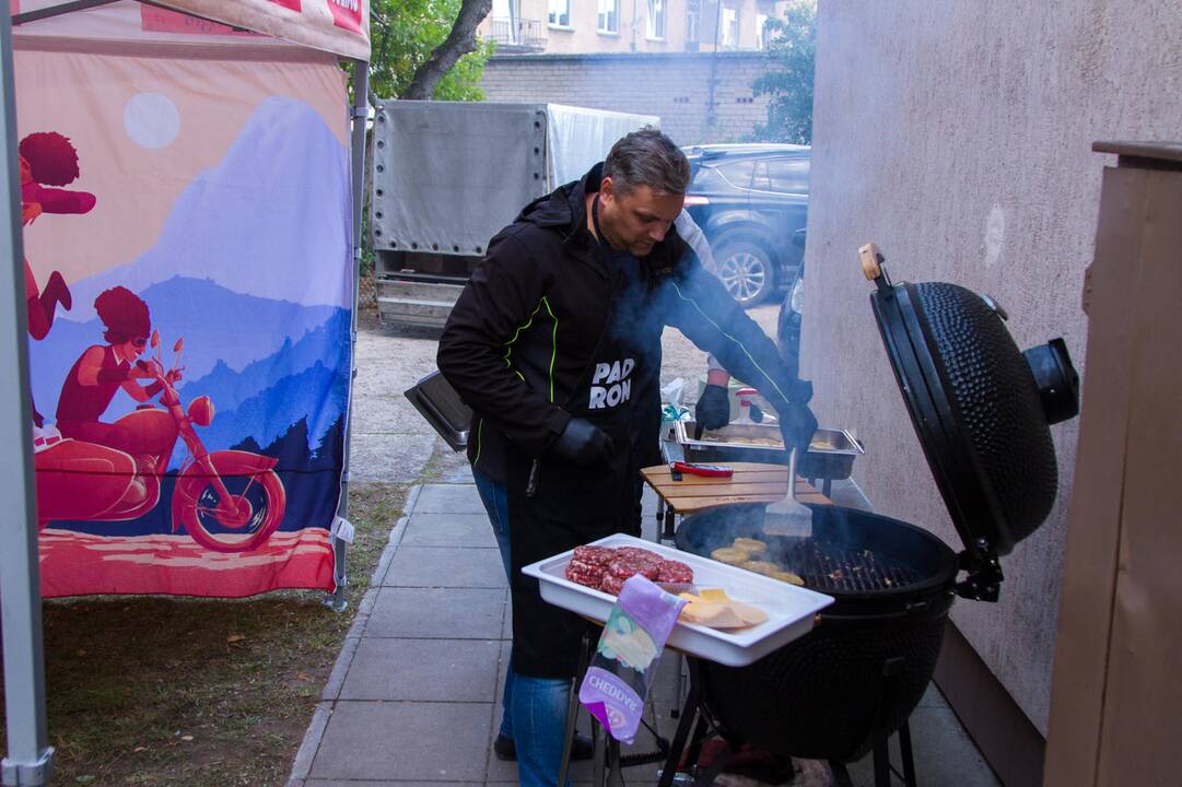Vilijampolėje atidarytas jaunimo centras