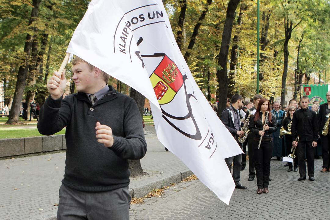 Valstybės paskolas studijoms teiks du bankai