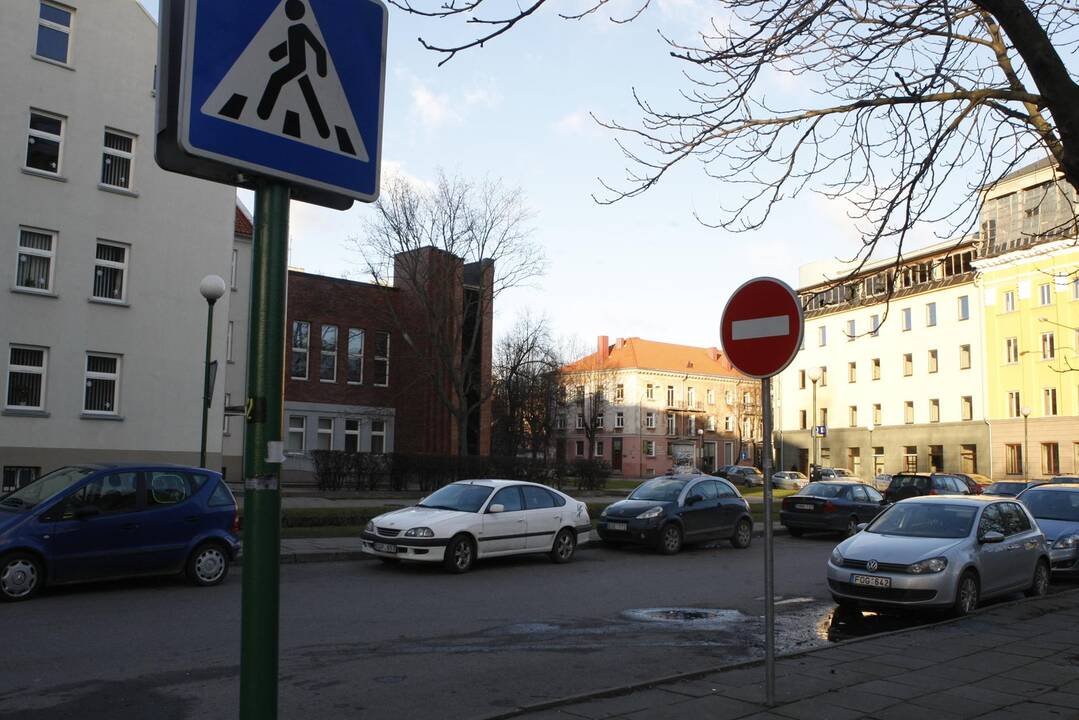 Nematomas kelio ženklas
