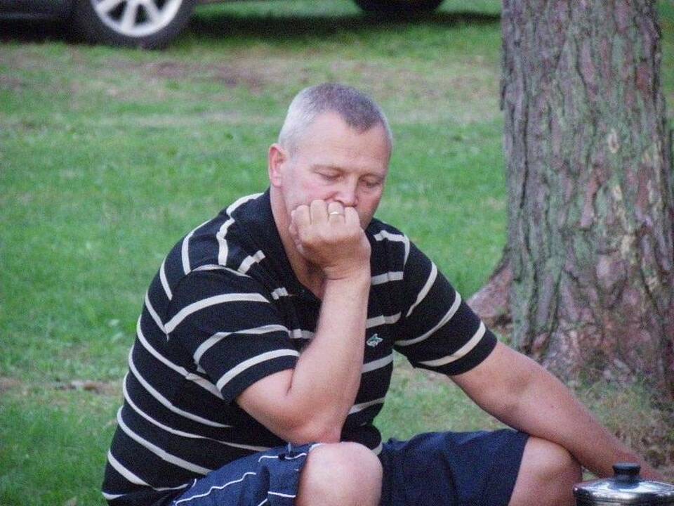 Vaikystės takeliais
