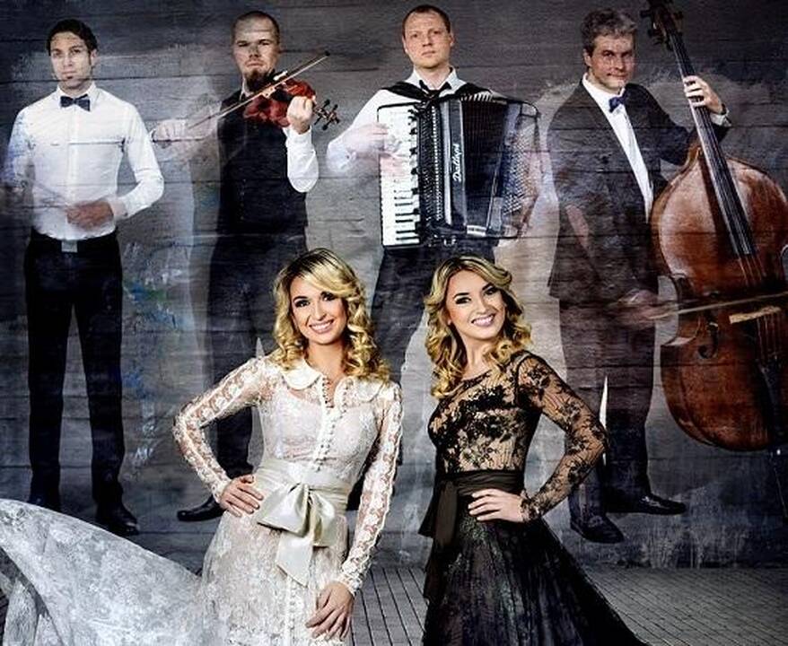  Rūta ir Saulė Rinkevičiūtės su kolegomis džiazo muzikantais.