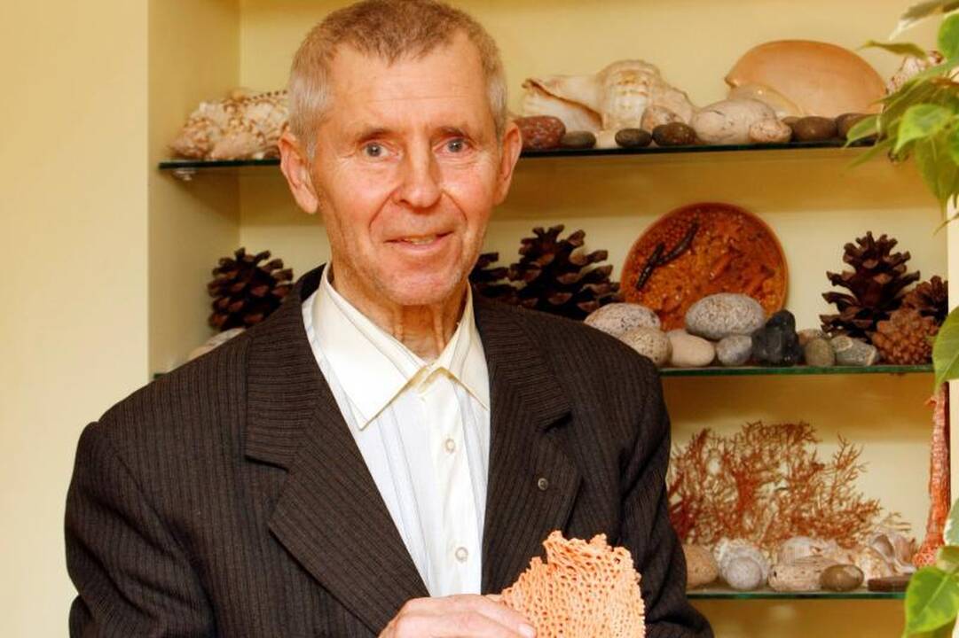 V. R. Tijūnėlis.
