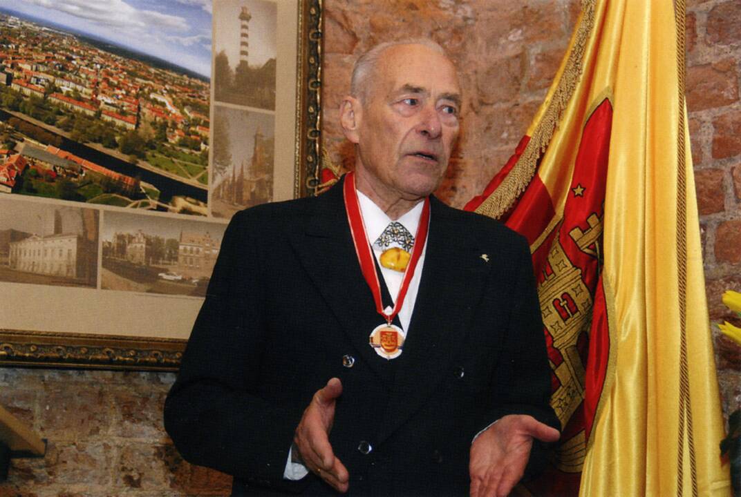Muziejuje – „Klaipėdos miesto Garbės pilietis Gytis Tiškus. Gyvenimas ir kūryba“