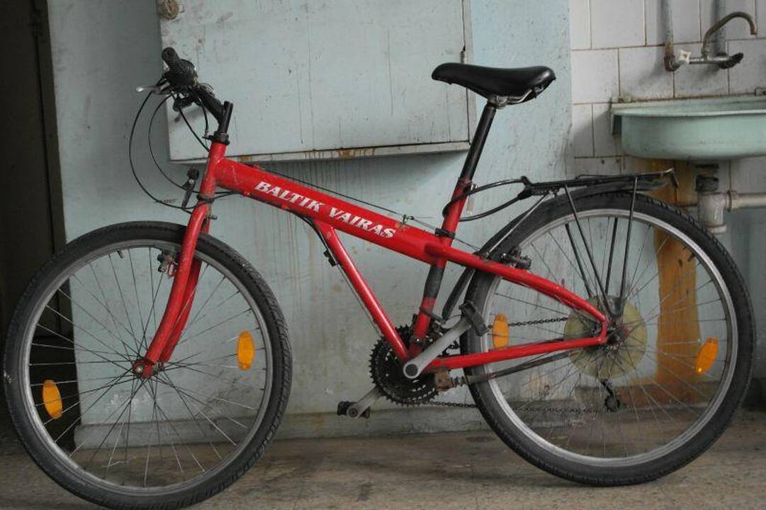 Policija ieško dviračio savininko