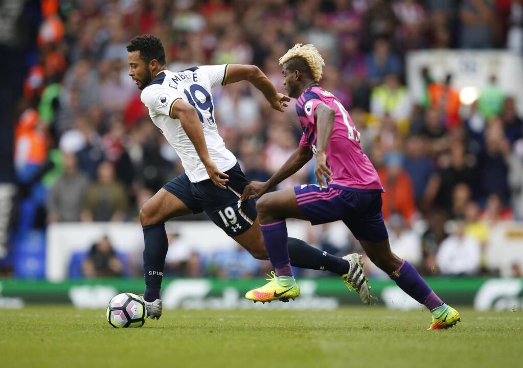 „Tottenham Hotspur“ Anglijos futbolo čempionate pakilo į trečiąją vietą