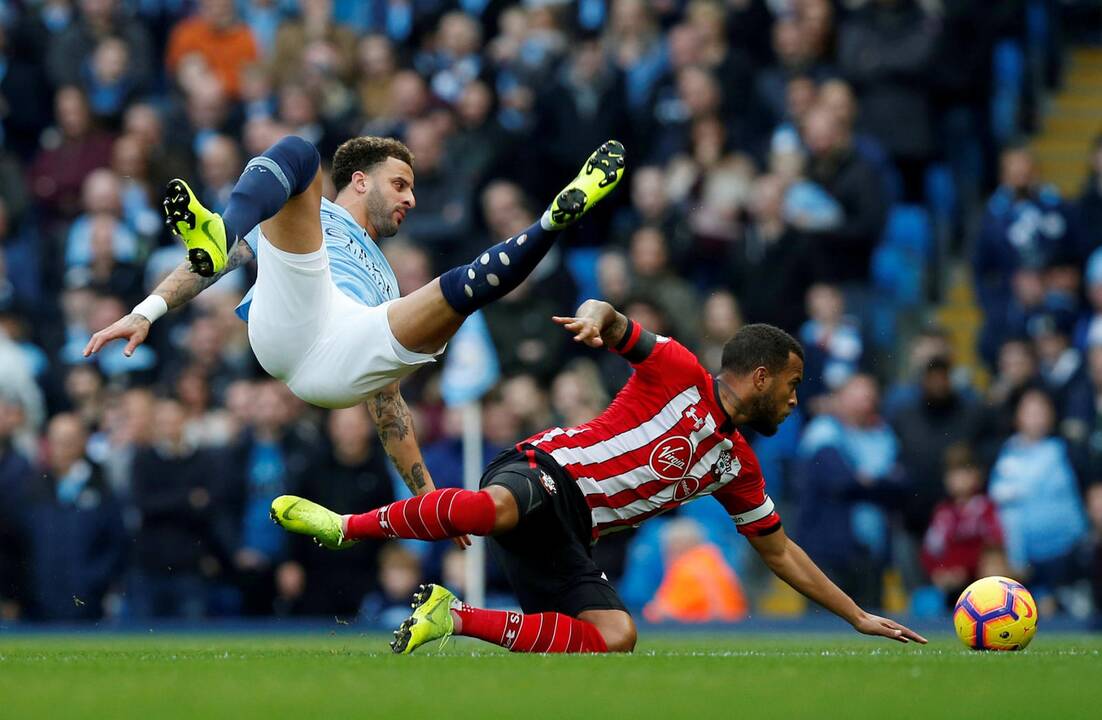 „Man City“ atseikėjo šešis įvarčius, „Chelsea“ laimėjo Londono derbį