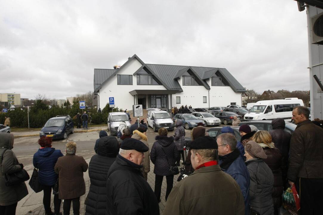 I. Strazdauskaitės laidotuvės