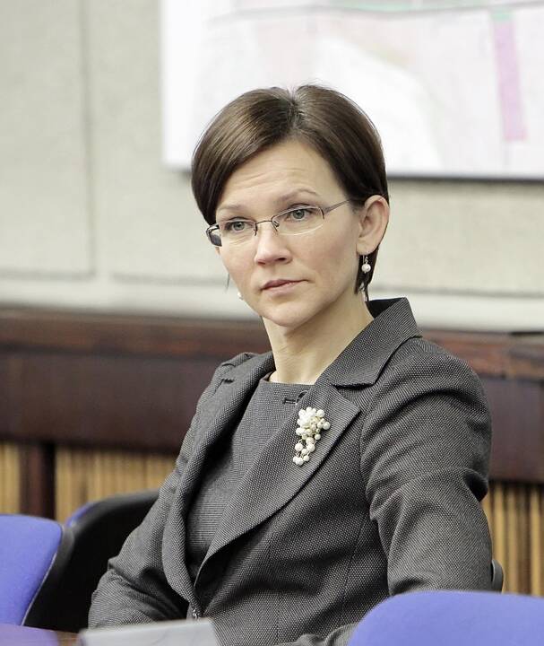 Subsidijos: Neringos meras D.Jasaitis ne kartą politikams yra nurodęs grįžti į salę ir balsuoti už tai, kad patys tarybos nariai gautų dotacijas už karštą vandenį ir šildymą.