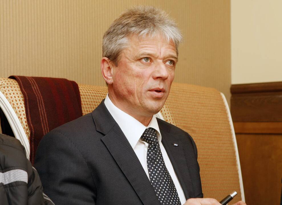 Minios pabėgėlių tyko lietuvių vilkikų prie keltų, plaukiančių per Lamanšo sąsiaurį į Angliją.