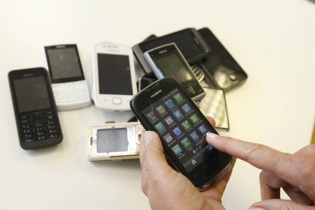 Bandymas: pareigūnai pareiškimą iš telefono netekusios bulgarės priėmė tik jai komisariate apsilankius trečią kartą.