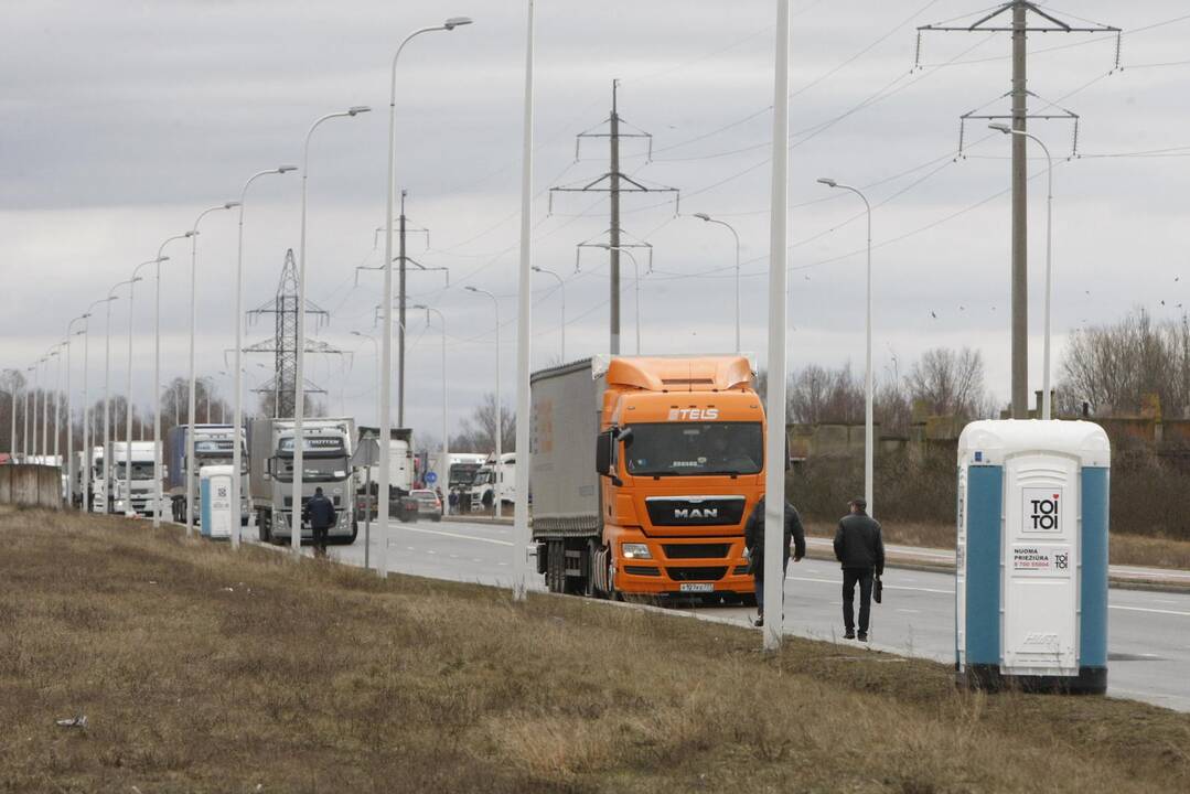 Klaipėdos uosto prieigose neliko vilkikų eilių