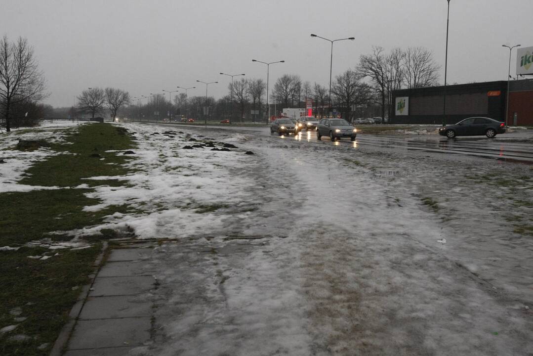 Planai: palei Liepojos gatvę projektuojamas naujas dviračių takas.