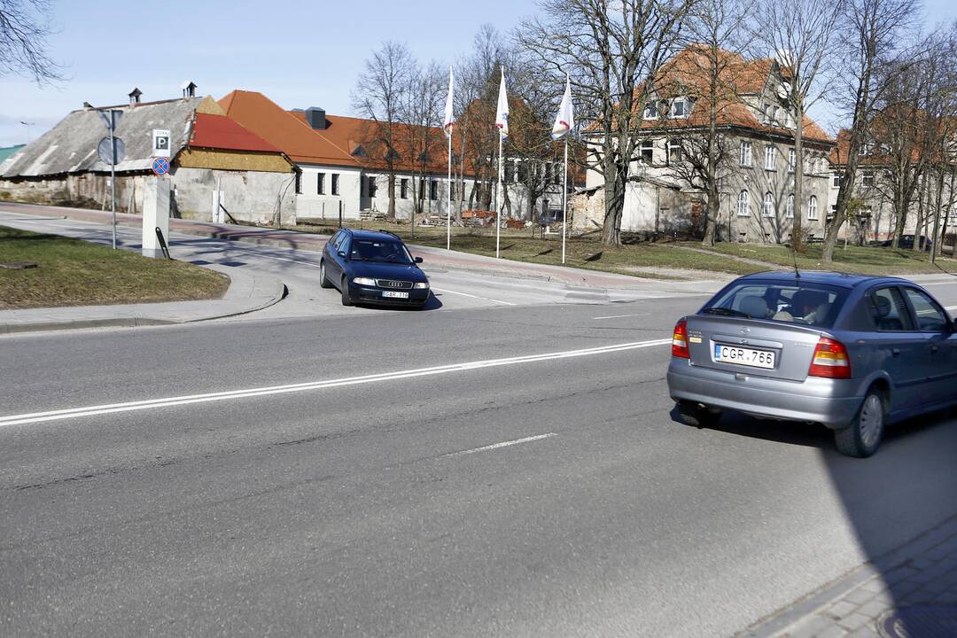 Tvarka: Liepų gatvės ir bevardės gatvelės sankryžoje sukti į kairę uždrausta prieš metus.