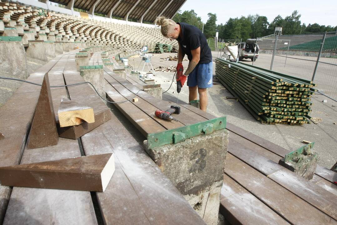 Pokyčiai: sutrešusių suoliukų ir susidėvėjusių laiptų, kurie kėlė pavojų saugumui, netrukus nebeliks.