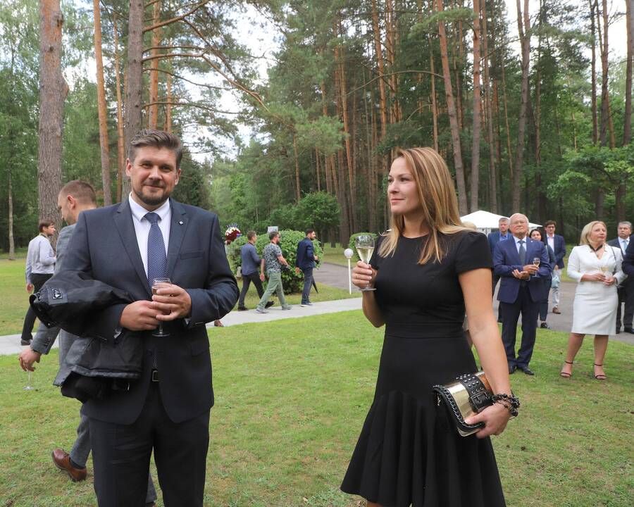 Prezidentas ir premjeras pasveikino Prancūziją Bastilijos dienos proga