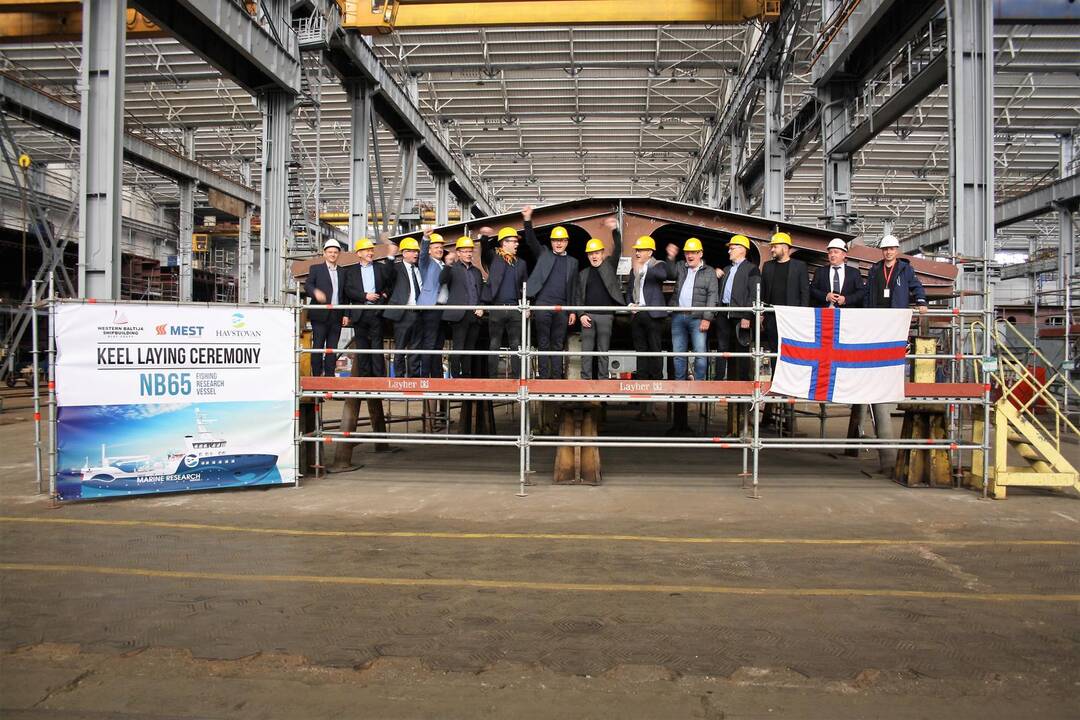„MEST Shipyard“ – tai keturių įmonių grupė, kurių seniausioji veiklos pradžią žymi dar 1898 metais. Tai gilias tradicijas puoselėjanti ir didelę patirtį turinti bendrovė, perduodanti žinias ir vertybes iš kartos į kartą.