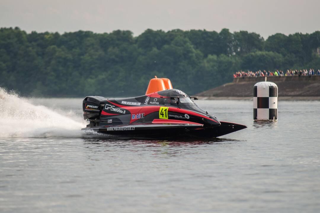 F2 pilotas E. Riabko: svajoju apie podiumą
