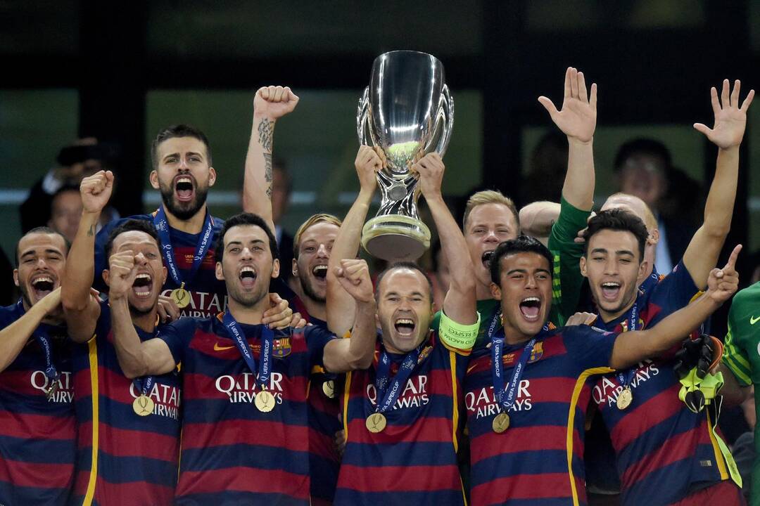UEFA Supertaurė po ketverių metų pertraukos atiteko "Barcelonai"