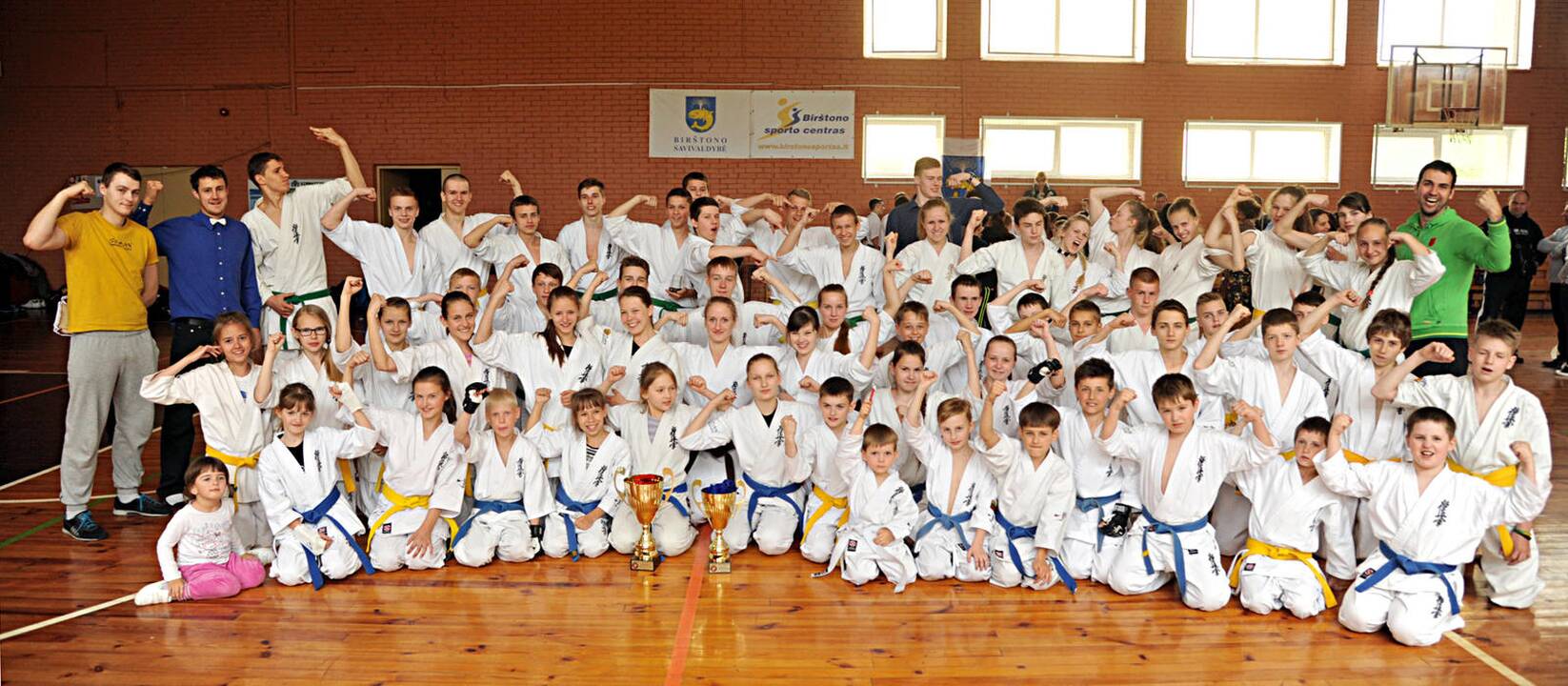 Karatė kiokušin mokykla „Shodan“ tapo komandinio turnyro nugalėtojais 
